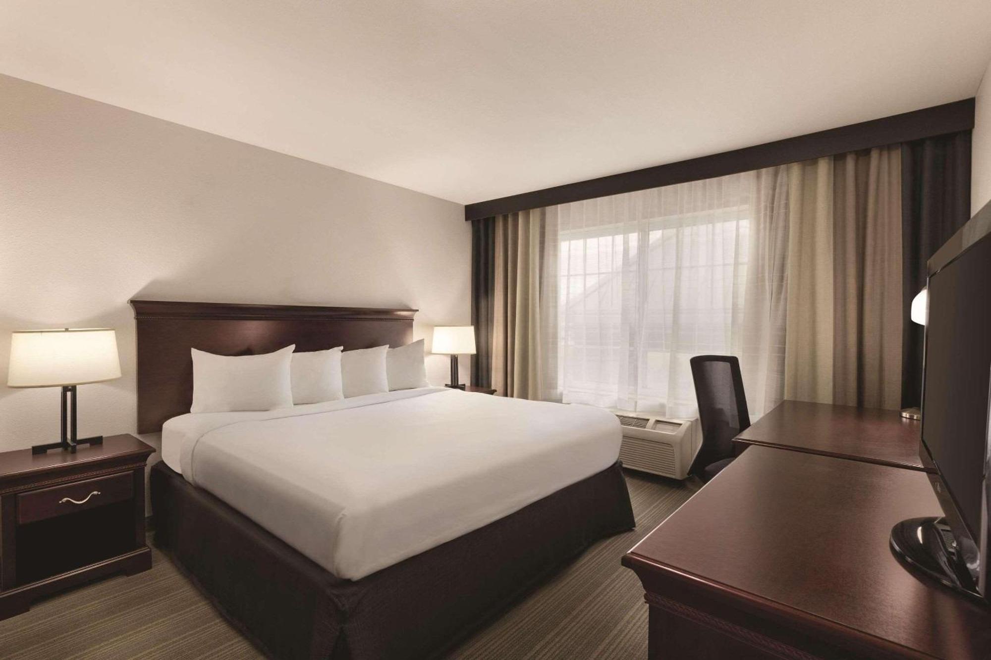 Country Inn & Suites By Radisson, Madison, Al Buitenkant foto