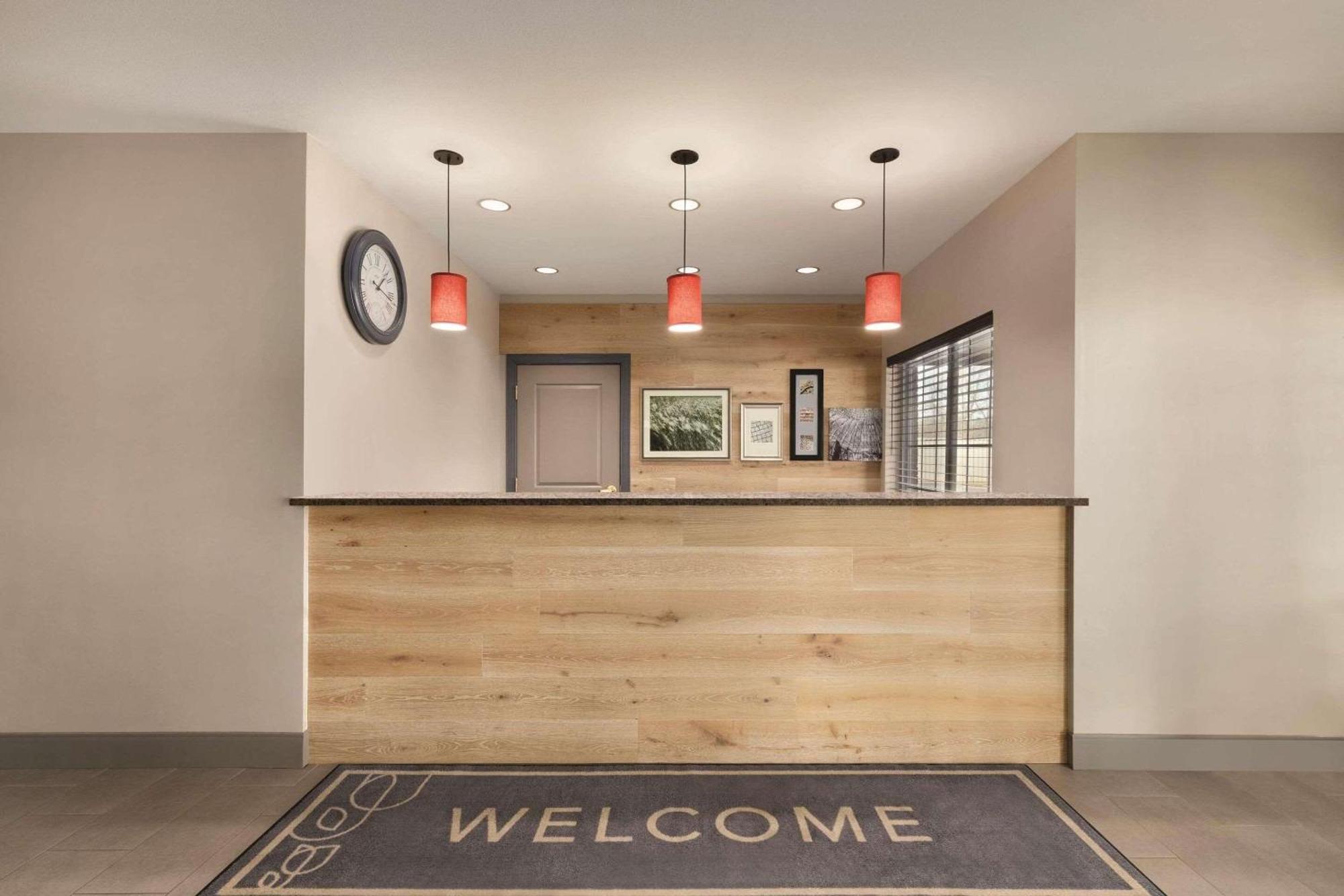 Country Inn & Suites By Radisson, Madison, Al Buitenkant foto